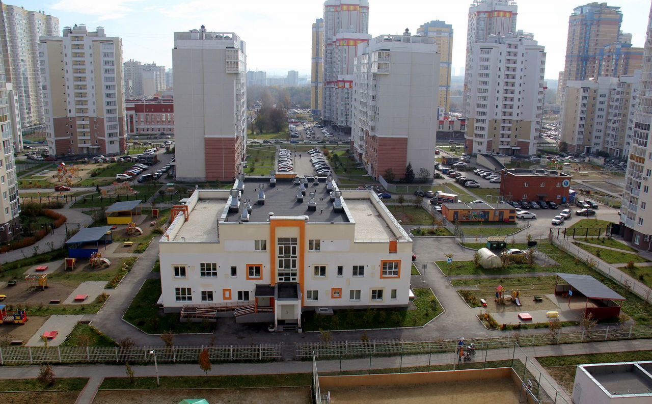 квартира г Екатеринбург Чкаловская ул Щорса 103 фото 12