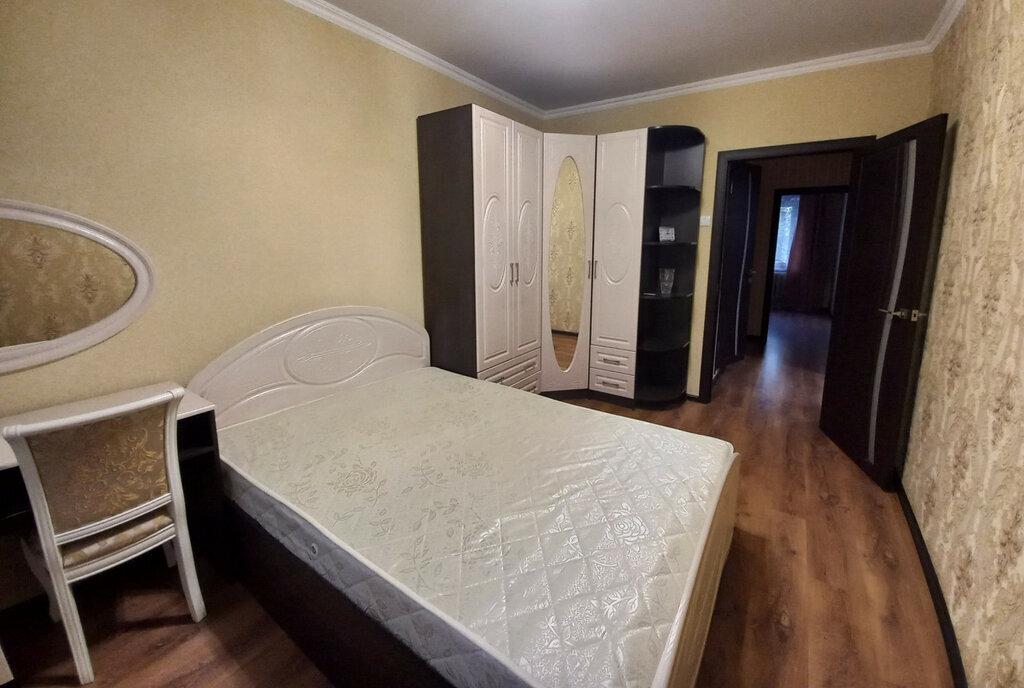 квартира г Саратов ул им академика О.К.Антонова 31 фото 10