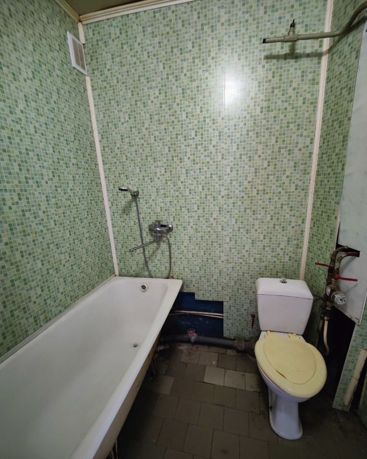 квартира г Барнаул р-н Индустриальный ул Весенняя 10к/2 фото 11