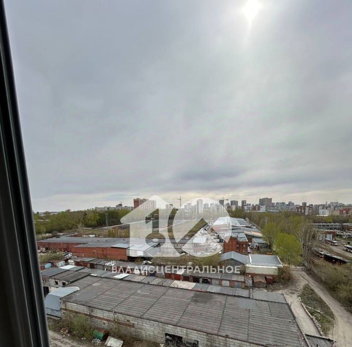 квартира г Новосибирск Золотая Нива ул Адриена Лежена 38 фото 12