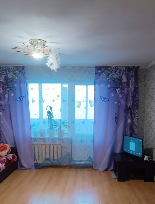 квартира г Кемерово р-н Рудничный ул Авроры 10 фото 1