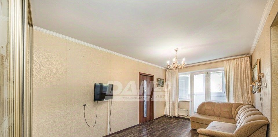 квартира г Челябинск р-н Центральный ул Труда 165 фото 1