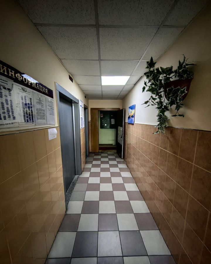 квартира г Москва метро Юго-Западная ул Академика Анохина 9к/1 фото 4