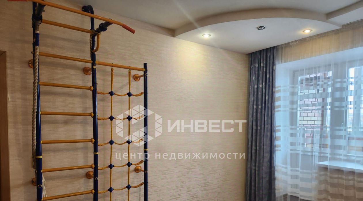квартира г Мурманск р-н Октябрьский ул Капитана Буркова 10 фото 11