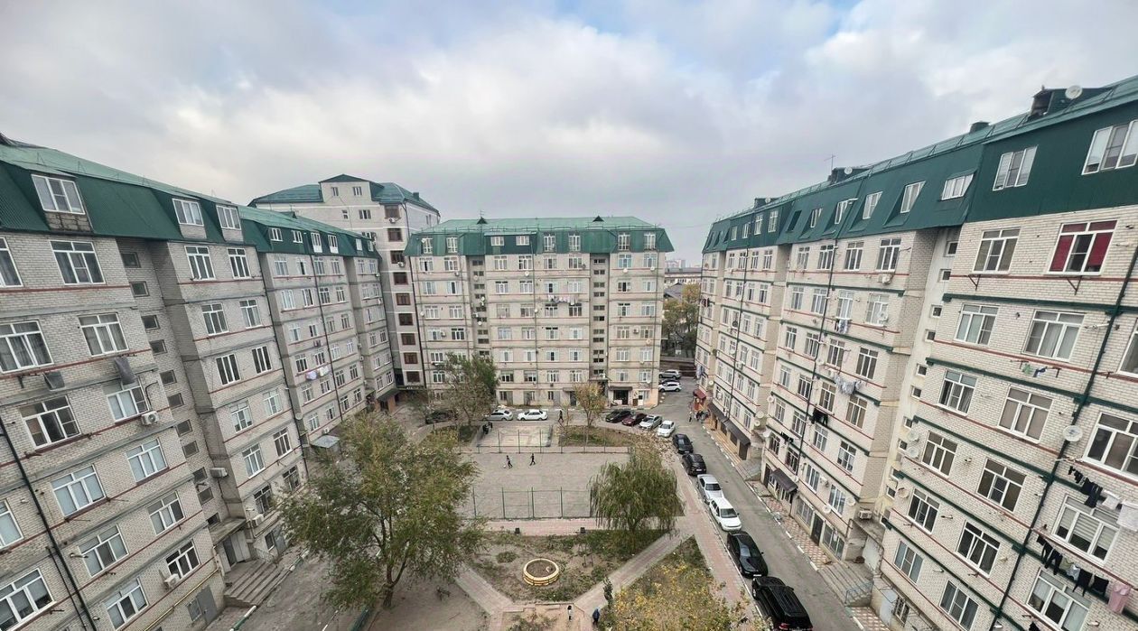 квартира г Махачкала р-н Кировский ул Керимова 13 фото 2