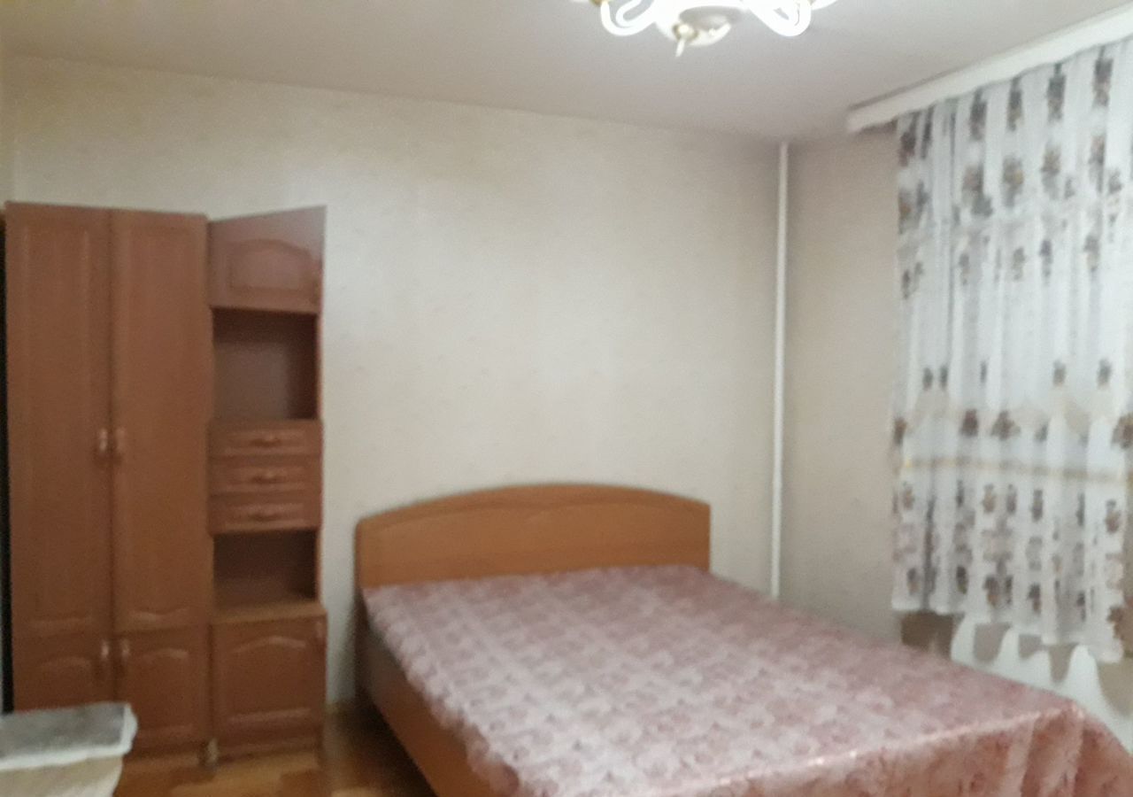 квартира г Тольятти р-н Автозаводский ул Спортивная 18 фото 3