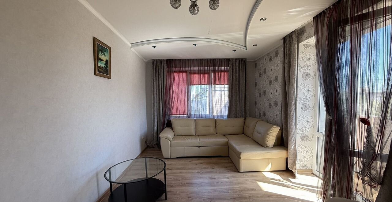 квартира г Калининград р-н Московский ул Автомобильная 15 фото 1