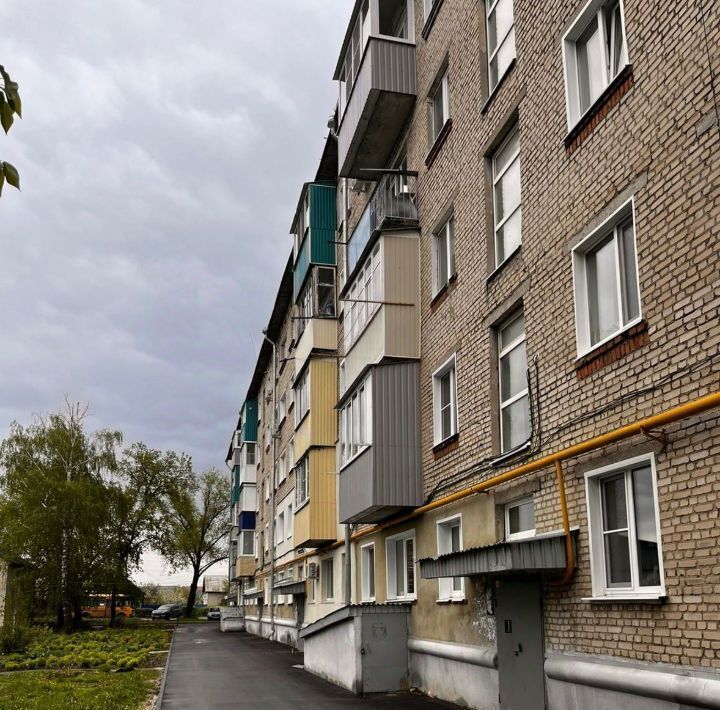 квартира г Кузнецк ул Леваневского 54 фото 1