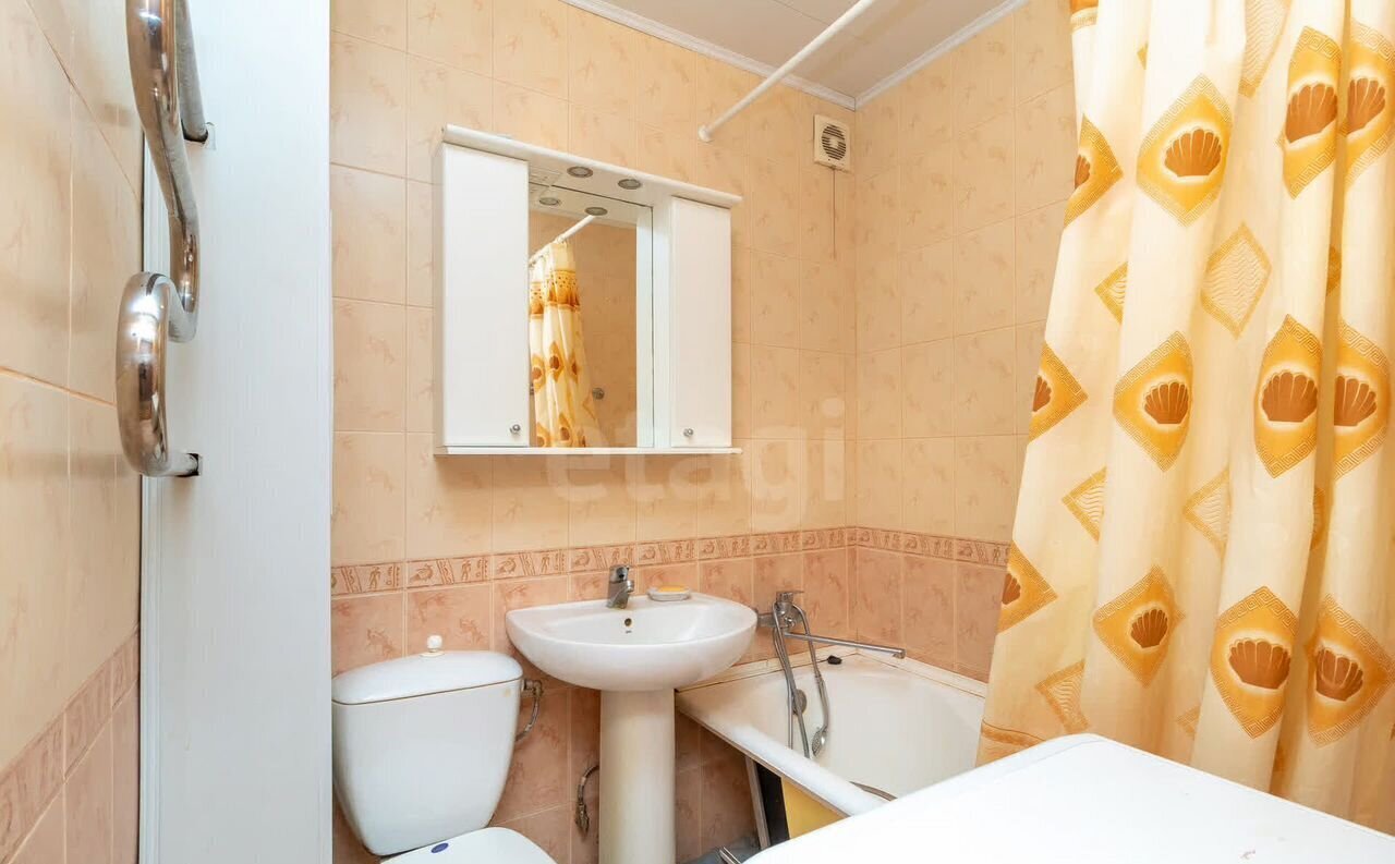 квартира г Тюмень р-н Центральный ул Шишкова 82а фото 12