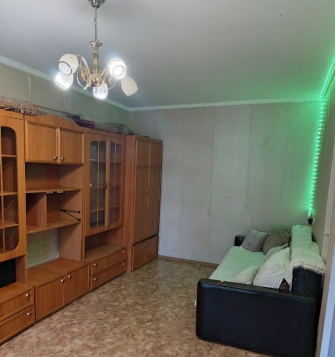 квартира г Омск р-н Центральный ул Омская 193 фото 8