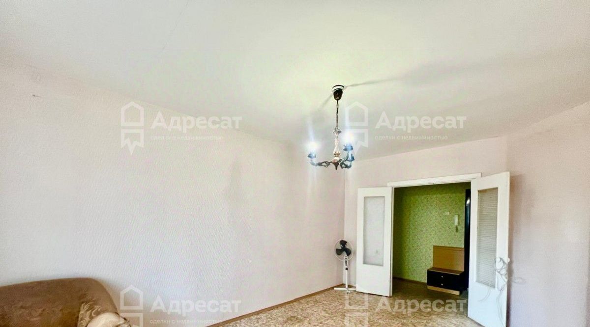 квартира г Волгоград р-н Дзержинский ул Шекснинская 32 фото 1