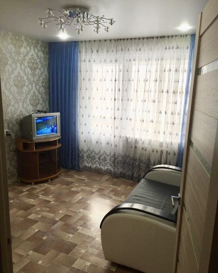 квартира г Набережные Челны р-н Комсомольский ЗЯБ Республика Татарстан Татарстан, комплекс 17А, 5 фото 1