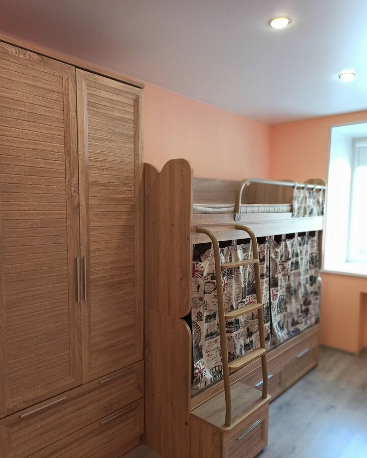квартира г Мурманск р-н Октябрьский ул Радищева 18 фото 9