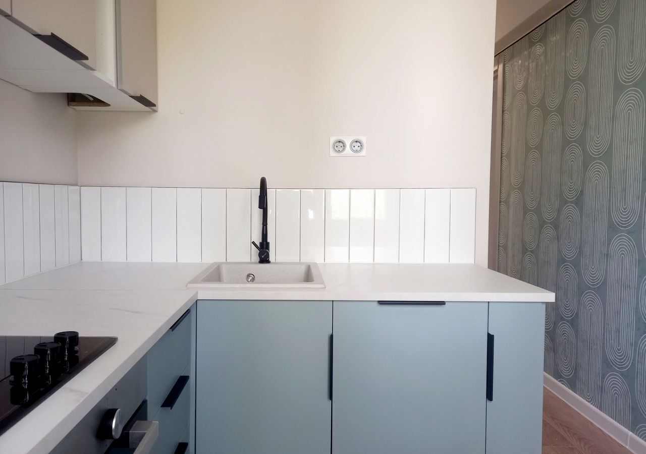 квартира г Великий Новгород Западный пр-кт Мира 30к/5 фото 2