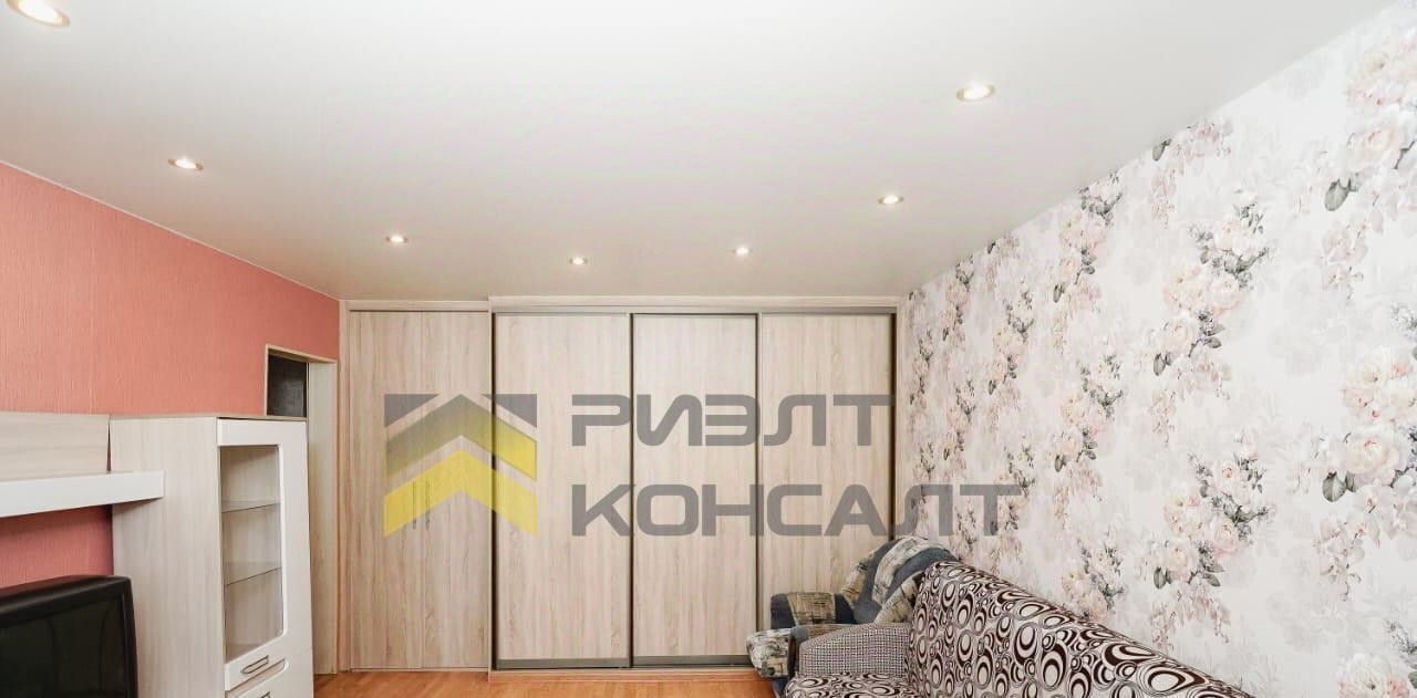 квартира г Омск р-н Центральный ул 4-я Челюскинцев 93 пос. Амурский фото 3