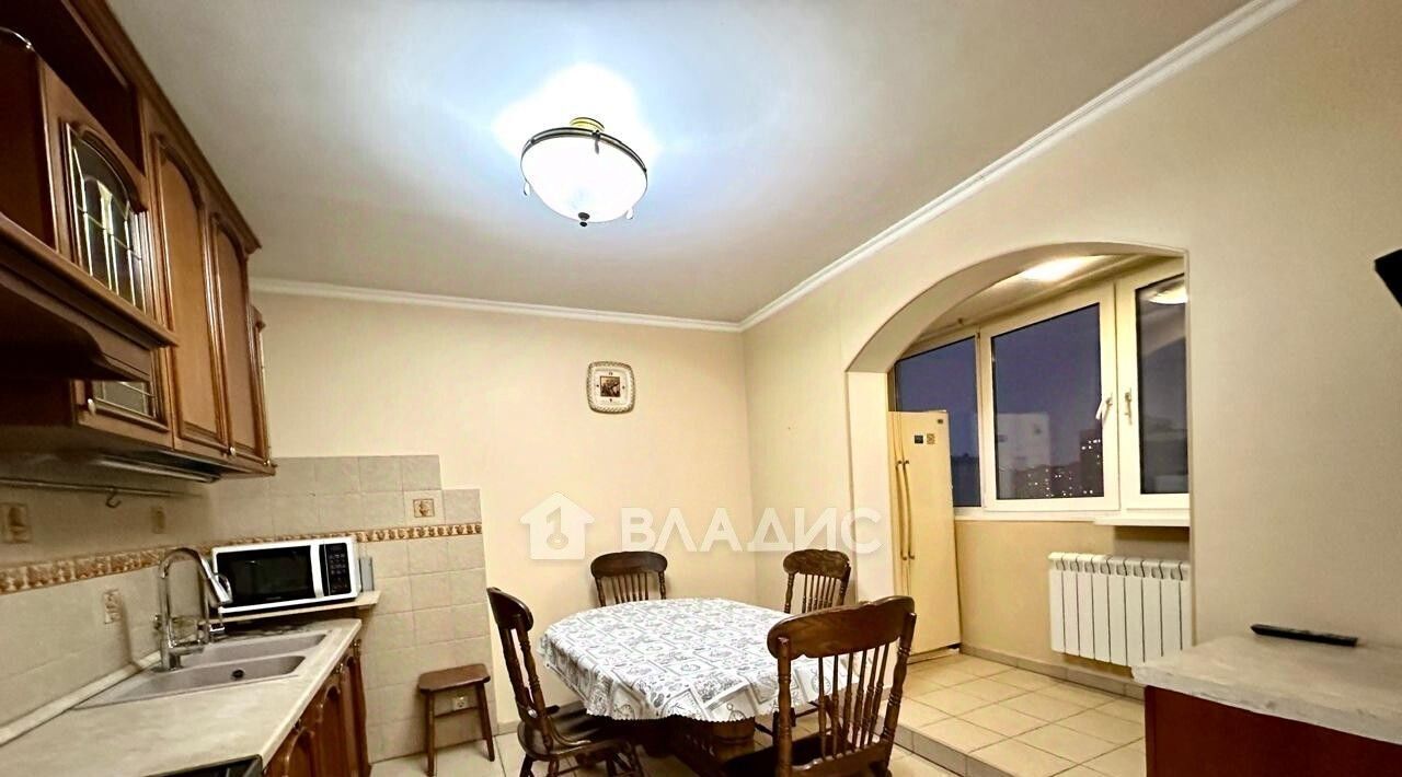 квартира г Москва метро Митино ул Барышиха 33к/1 фото 6