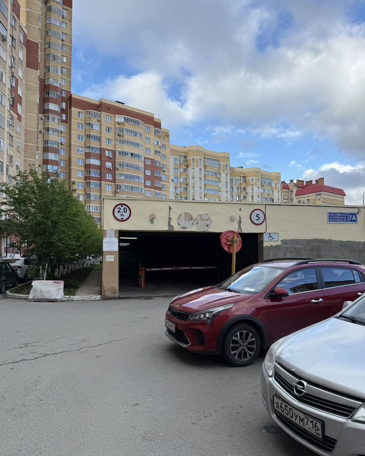 машиноместо г Казань ул Баки Урманче 7а Проспект Победы, Республика Татарстан Татарстан фото 8