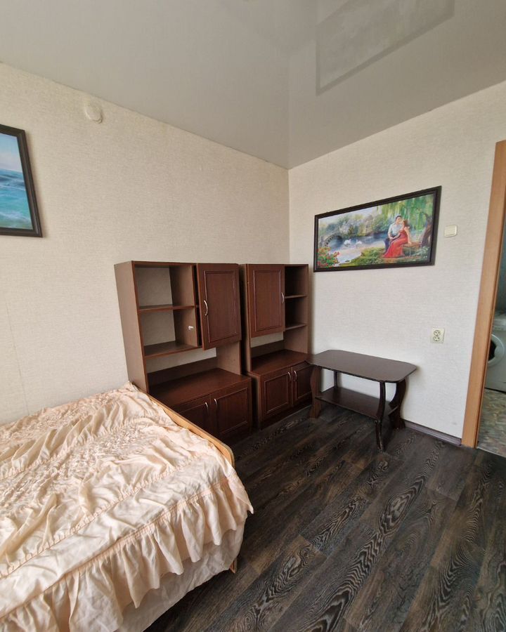 квартира г Тольятти р-н Автозаводский ул Революционная 11к/1 фото 4