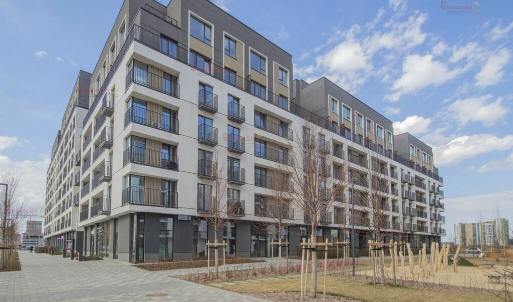 квартира г Екатеринбург Чкаловская ул Академика Ландау 1 фото 2