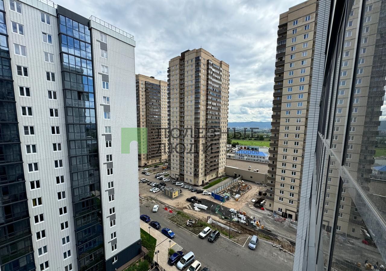 квартира г Красноярск р-н Советский ул Спандаряна 1б фото 11