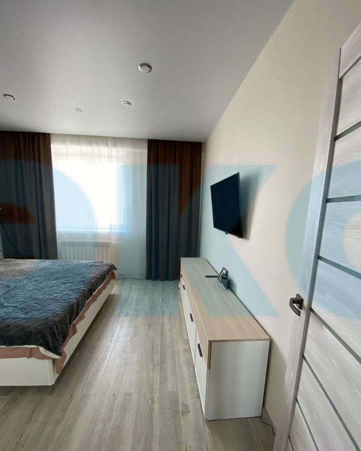 квартира г Салехард ул Ямальская 18к/1 фото 4