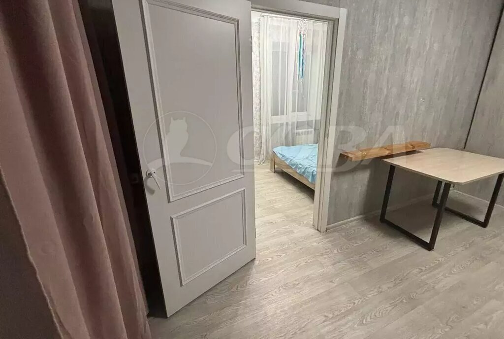 квартира г Тюмень ул Мельникайте 96 фото 6