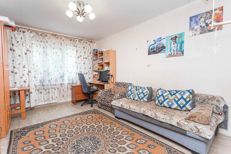 квартира г Брянск р-н Советский ул Авиационная 8 фото 1