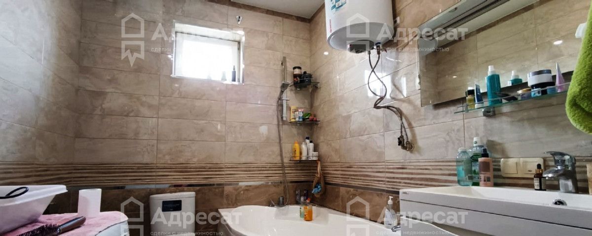 дом г Волгоград р-н Тракторозаводский ул Латошинская фото 1