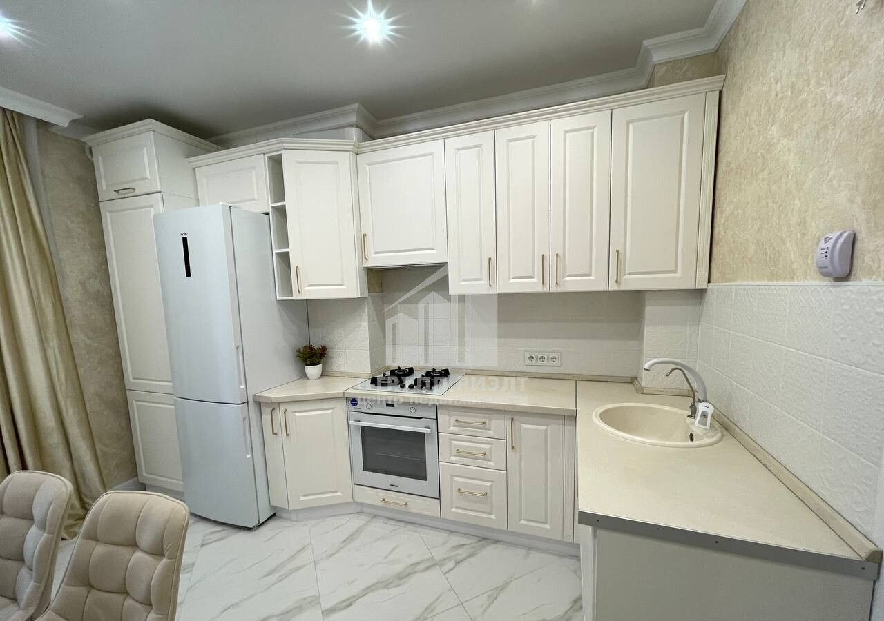 квартира г Калининград р-н Ленинградский ул Суздальская 20к/2 фото 4