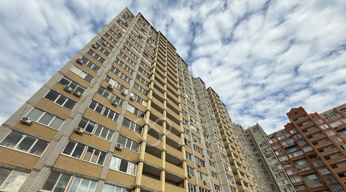 квартира г Волгоград р-н Дзержинский б-р 30-летия Победы 19б фото 22