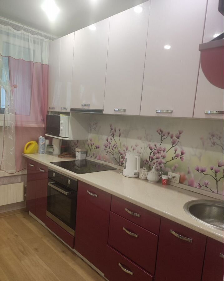квартира г Тольятти р-н Автозаводский ул Революционная 50 фото 3