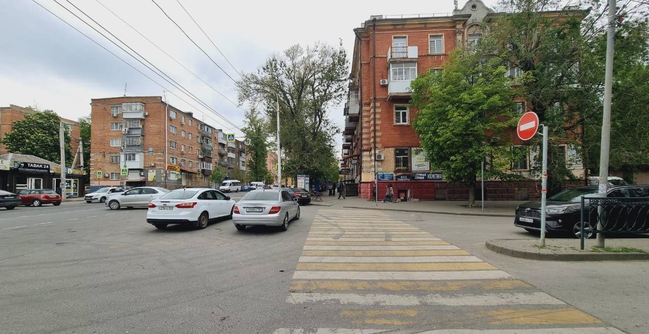 торговое помещение г Ростов-на-Дону р-н Первомайский ул Сержантова 1/106 мкр-н Сельмаш фото 2