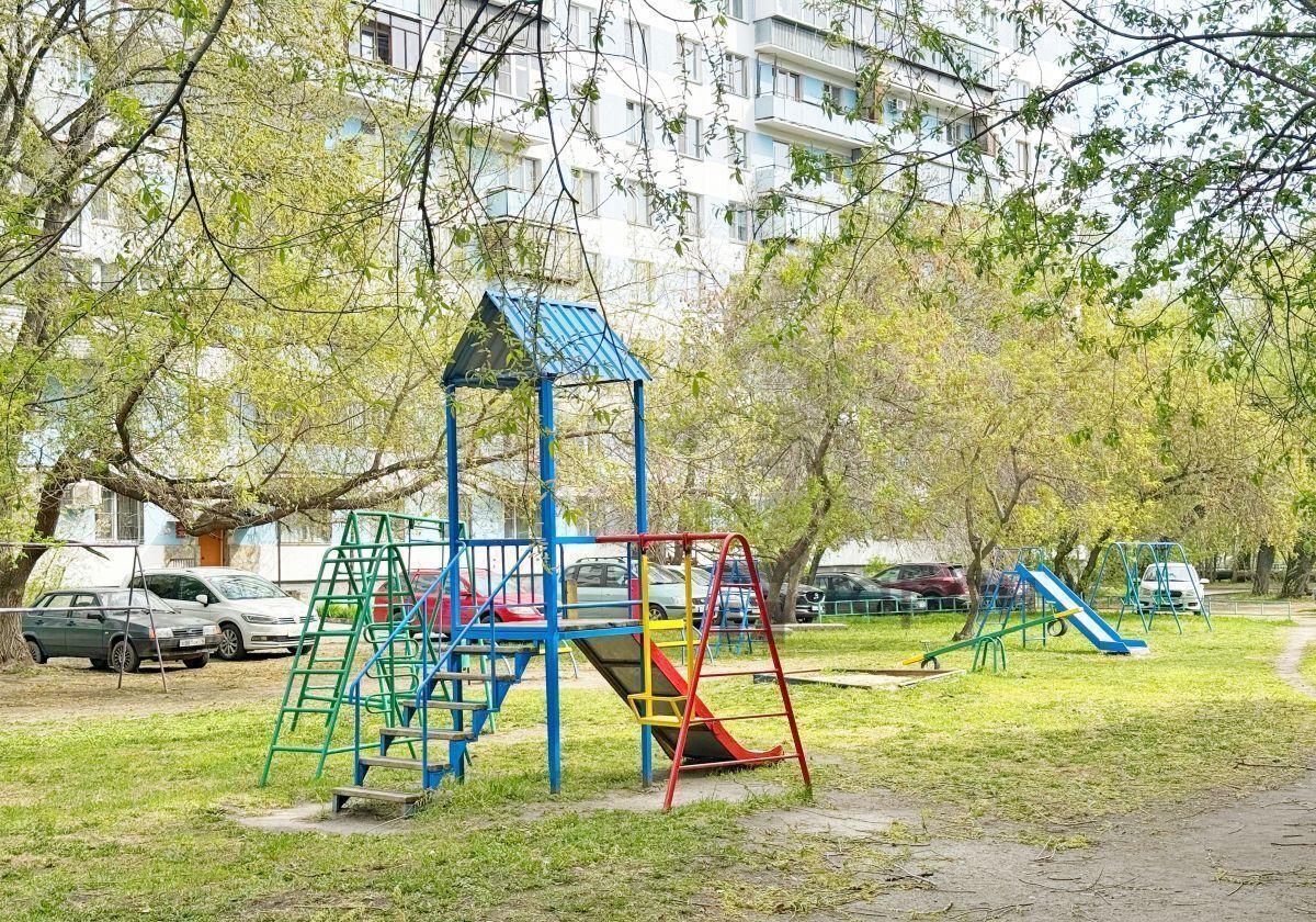 квартира г Челябинск р-н Калининский ул Кирова 17а фото 10