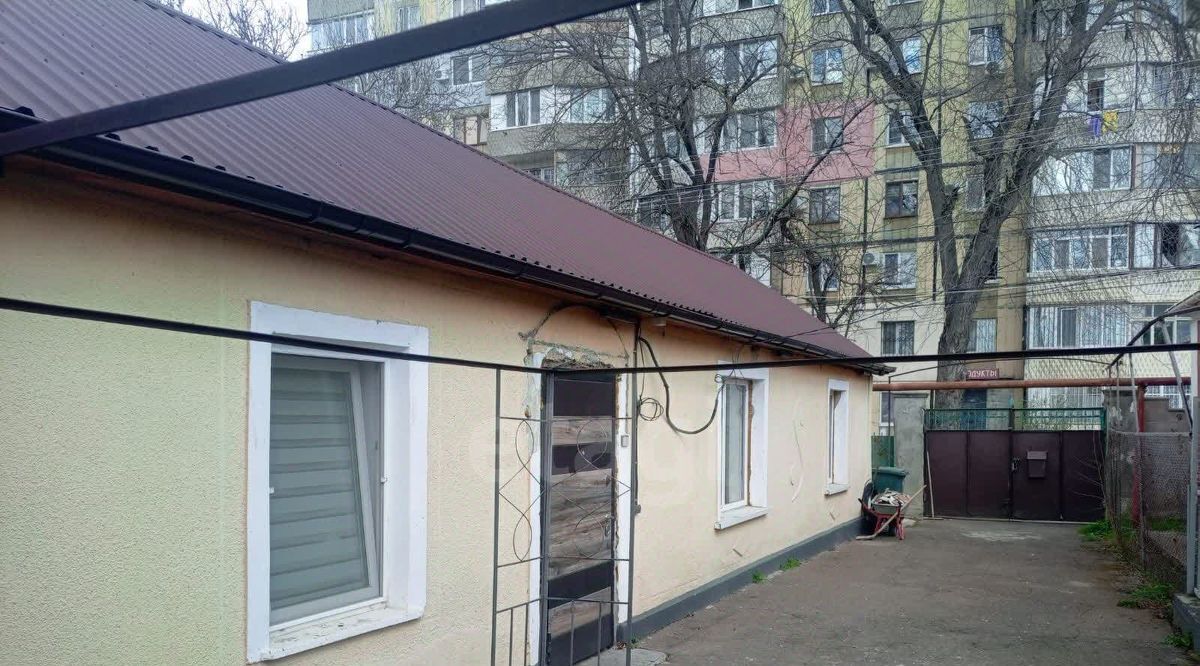 дом г Симферополь р-н Центральный ул Дружбы 71 фото 1