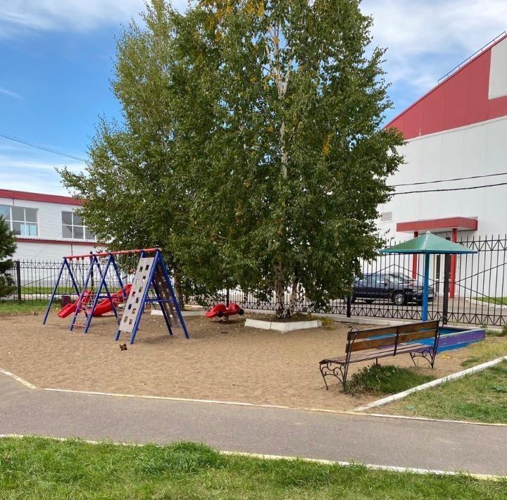 квартира г Омск р-н Центральный ул Челюскинцев 98а фото 15