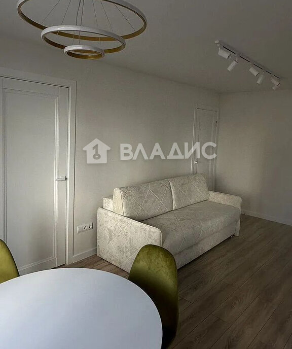 квартира г Волгоград р-н Центральный ул Двинская 3 фото 2