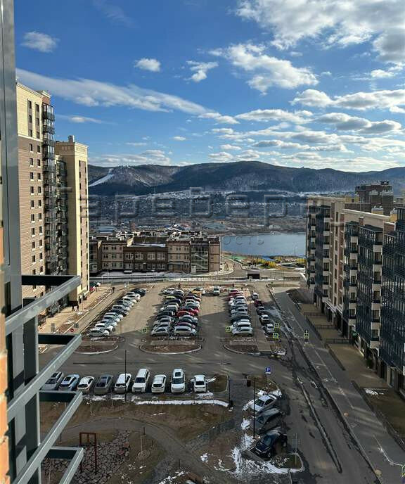 квартира г Красноярск р-н Октябрьский ул Академгородок 68 фото 2