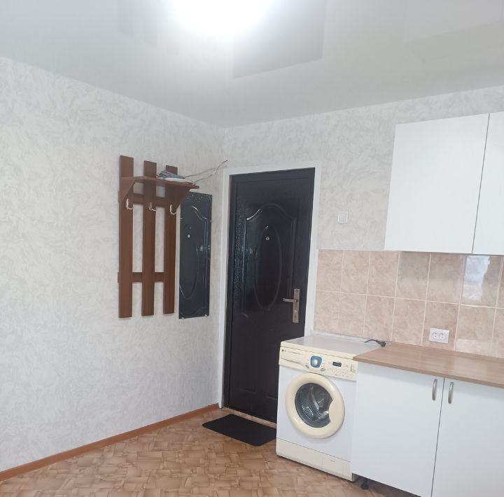 комната г Красноярск р-н Кировский пр-кт им.газеты "Красноярский рабочий" 154/2 фото 3