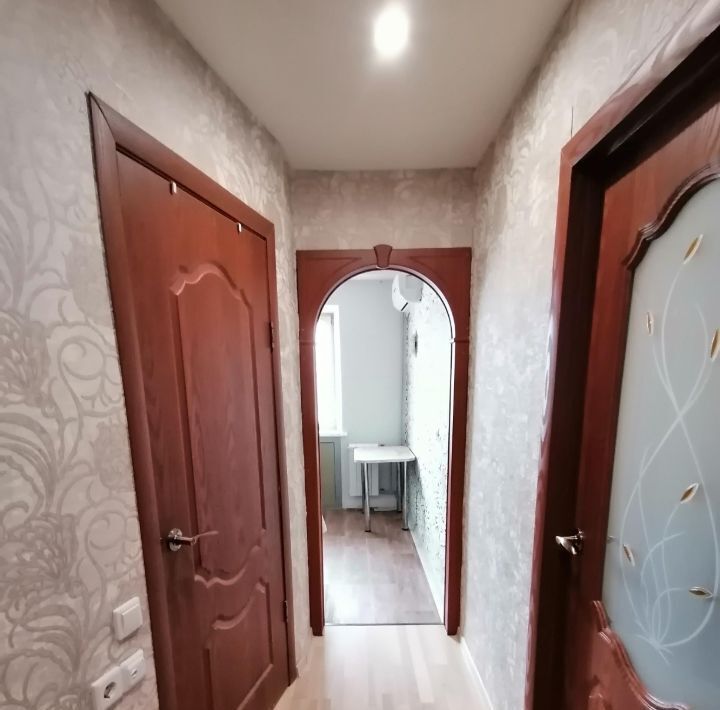 квартира г Волгоград р-н Тракторозаводский ул им. Быкова 11 фото 7