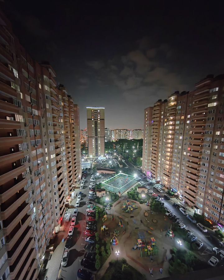 квартира г Краснодар р-н Прикубанский ул им. Героя Яцкова И.В. 15к/2 фото 6
