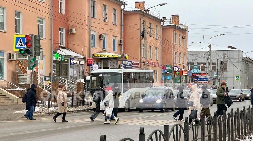 торговое помещение г Омск р-н Ленинский ул Лобкова 3 фото 7
