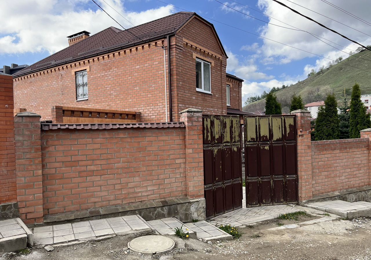 дом г Кисловодск ул Добролюбова 23 фото 1