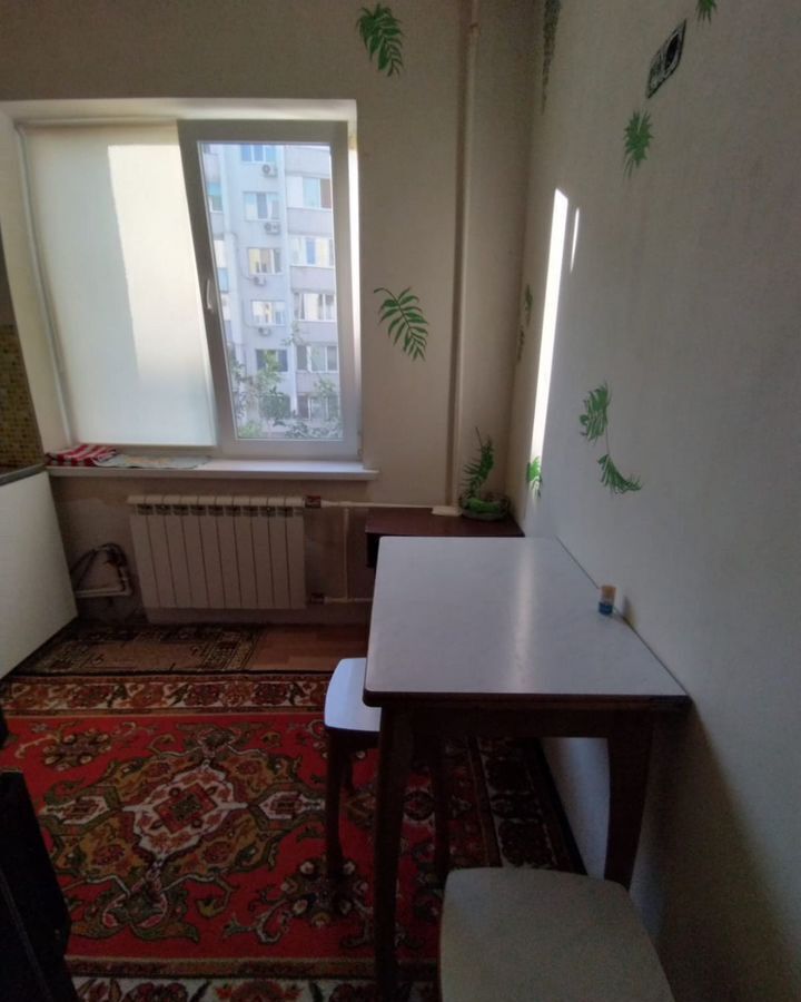 квартира г Саратов р-н Волжский ул им Исаева Н.В. 5 фото 4