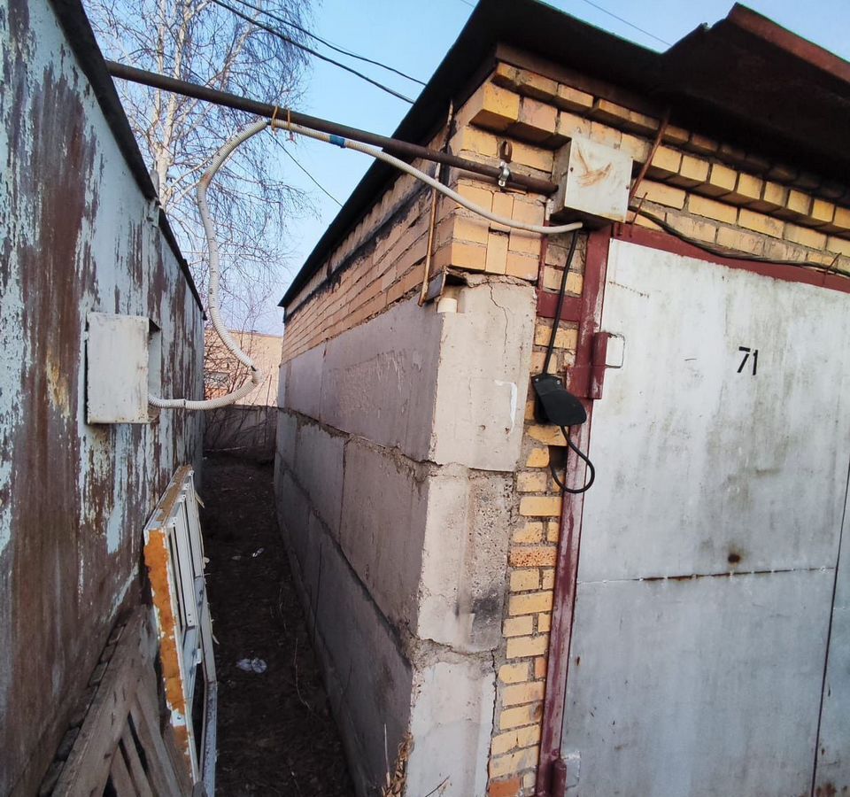 гараж г Магнитогорск р-н Орджоникидзевский ул Труда 42/3 фото 2