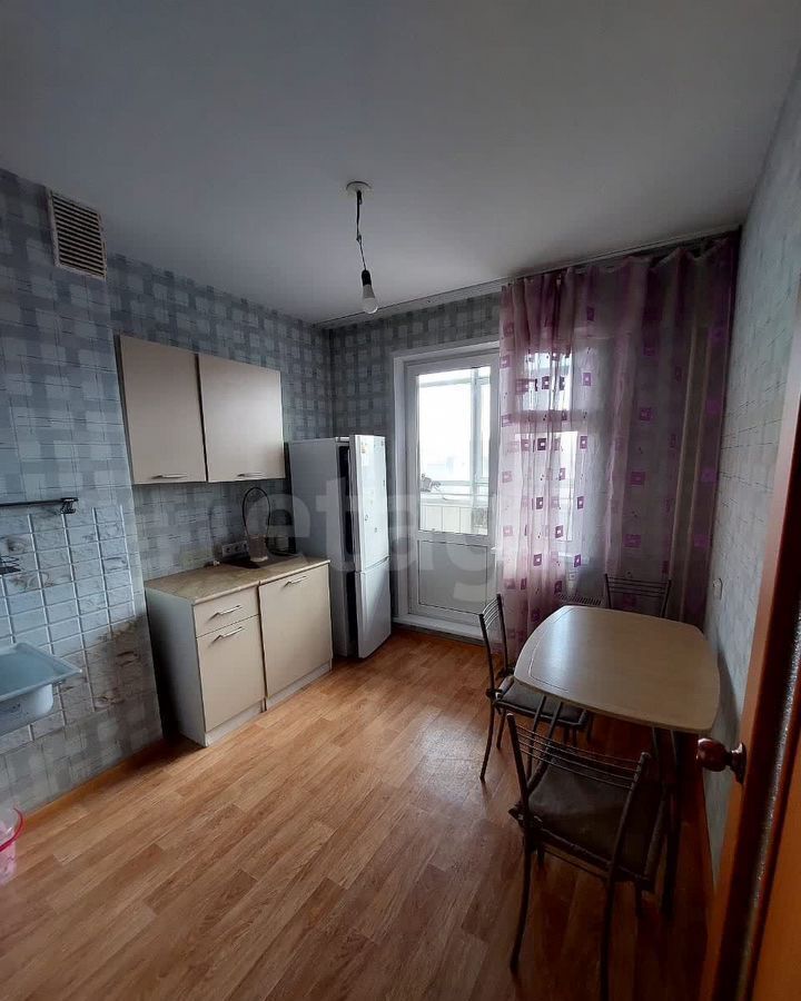 квартира г Красноярск р-н Октябрьский ул Михаила Годенко 6 фото 4