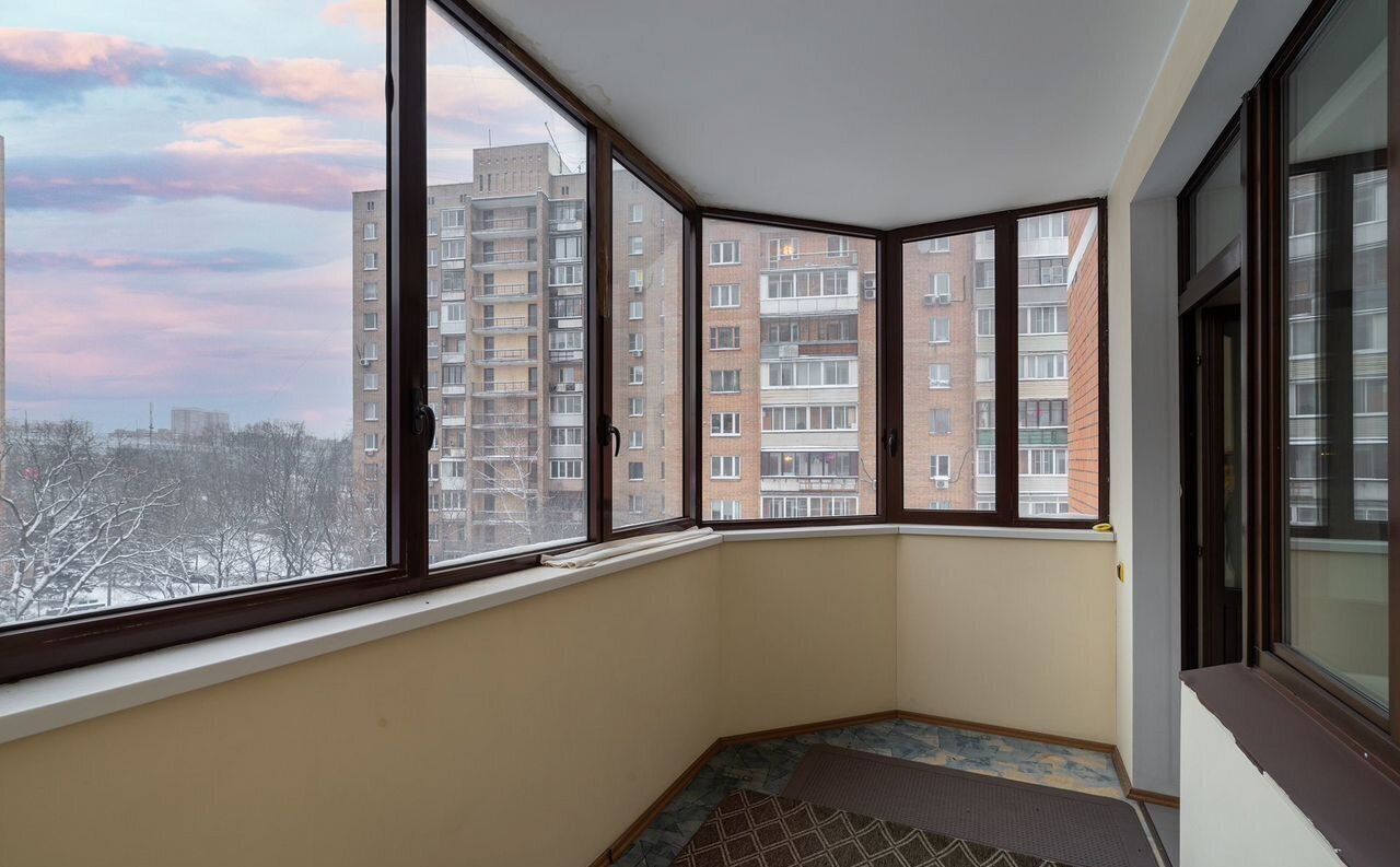 квартира г Москва метро Молодежная ш Рублёвское 22к 1 фото 18