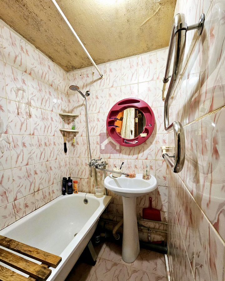 квартира г Саратов р-н Ленинский 6-й квартал ул им Тархова С.Ф. 14а фото 10