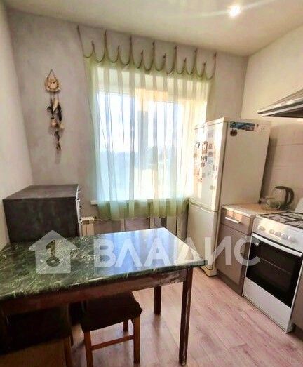 квартира г Волгоград р-н Ворошиловский ул им. Циолковского 3а фото 1