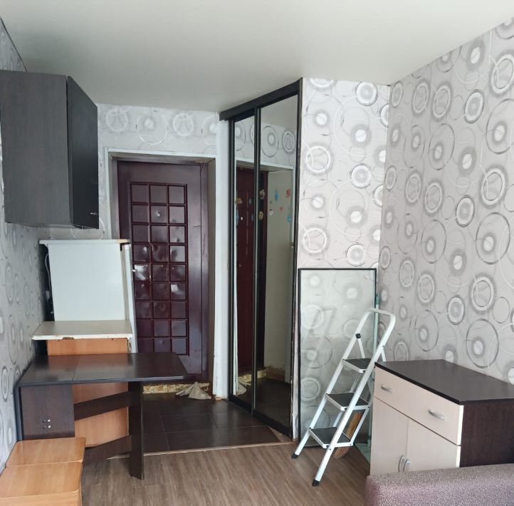 комната г Красноярск р-н Кировский ул Корнетова 6 фото 2