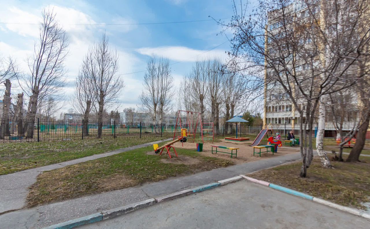 квартира г Омск р-н Центральный ул 24-я Северная 218 фото 27